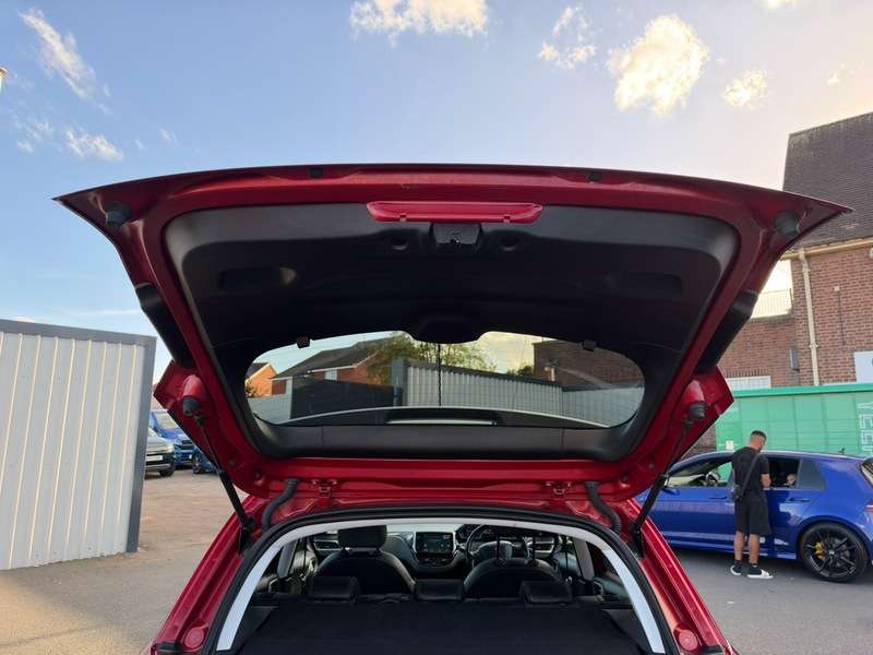 2018 PEUGEOT 2008 2018 PEUGEOT 2008