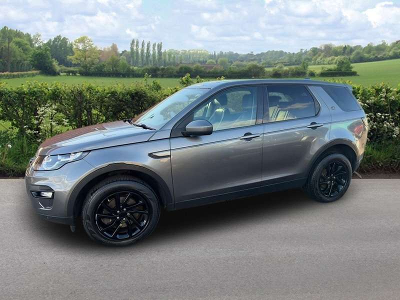 A 2017 LAND ROVER DISCOVERY SPORT TD4 SE TECH A 2017 LAND ROVER DISCOVERY SPORT TD4 SE TECH