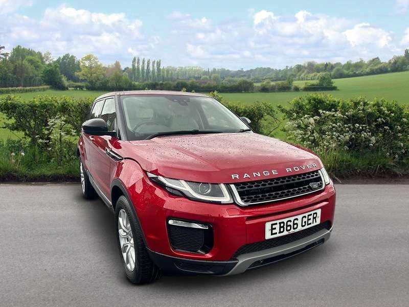 A 2016 LAND ROVER RANGE ROVER EVOQUE TD4 SE TECH A 2016 LAND ROVER RANGE ROVER EVOQUE TD4 SE TECH