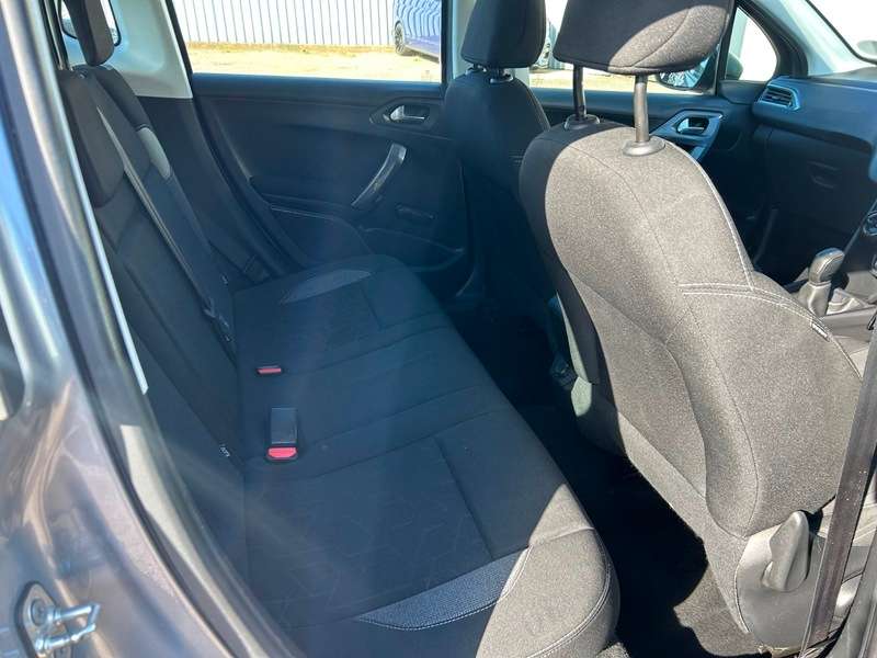 2018 PEUGEOT 2008 2018 PEUGEOT 2008