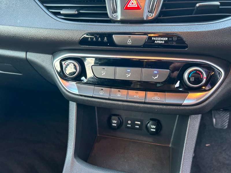 2018 HYUNDAI I30 2018 HYUNDAI I30