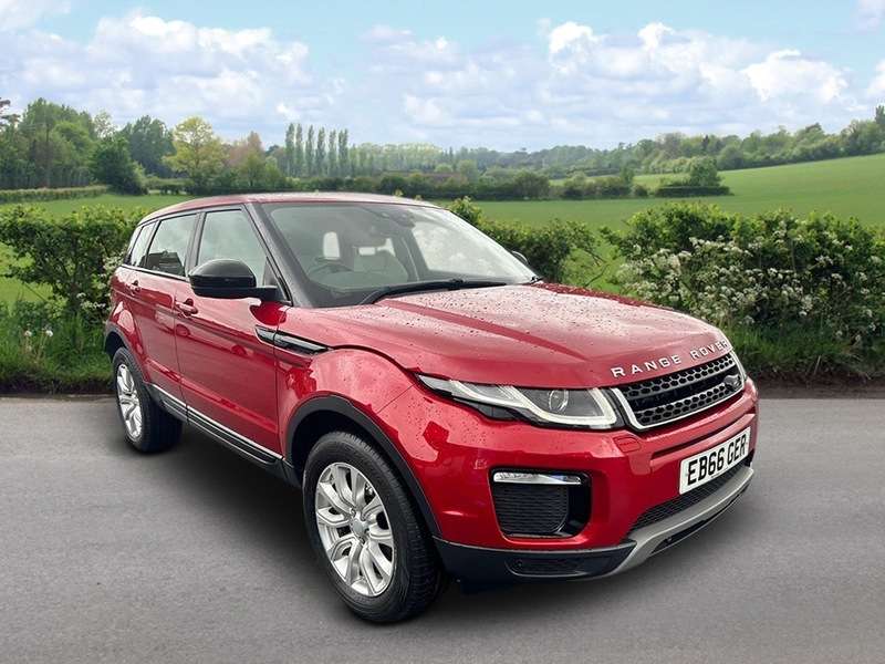 A 2016 LAND ROVER RANGE ROVER EVOQUE TD4 SE TECH A 2016 LAND ROVER RANGE ROVER EVOQUE TD4 SE TECH