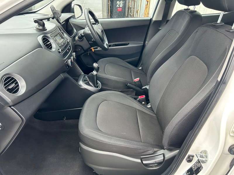 2017 HYUNDAI I10 2017 HYUNDAI I10