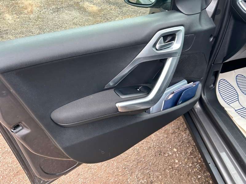 2019 PEUGEOT 2008 2019 PEUGEOT 2008
