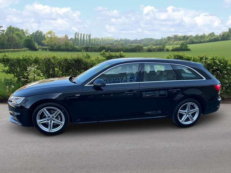 2017 AUDI A4 2017 AUDI A4