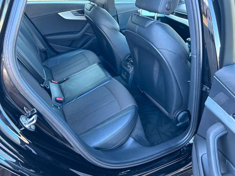 2017 AUDI A4 2017 AUDI A4