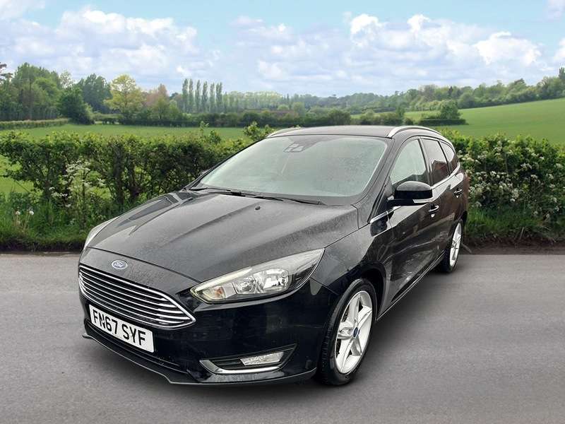 A 2017 FORD FOCUS TITANIUM TDCI A 2017 FORD FOCUS TITANIUM TDCI