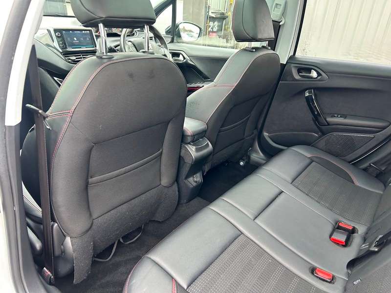 2019 PEUGEOT 2008 2019 PEUGEOT 2008