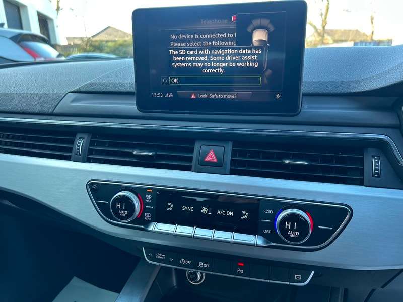 2017 AUDI A4 2017 AUDI A4