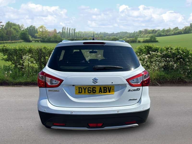 2016 SUZUKI SX4 2016 SUZUKI SX4