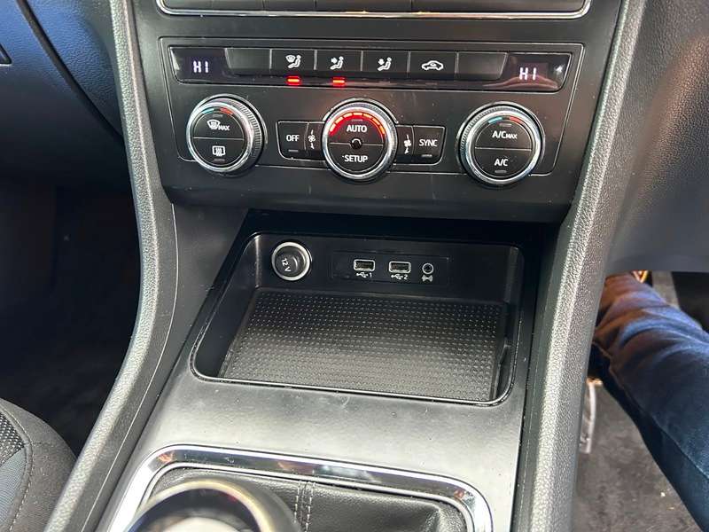 2017 SEAT ATECA 2017 SEAT ATECA