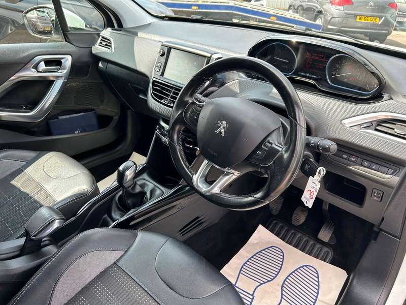 2017 PEUGEOT 2008 2017 PEUGEOT 2008