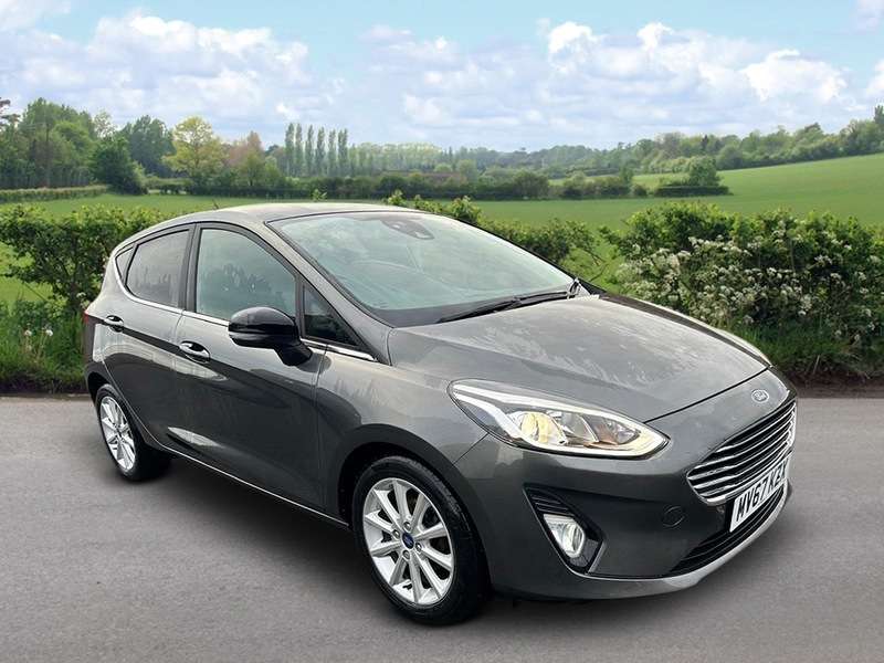 A 2017 FORD FIESTA TITANIUM A 2017 FORD FIESTA TITANIUM