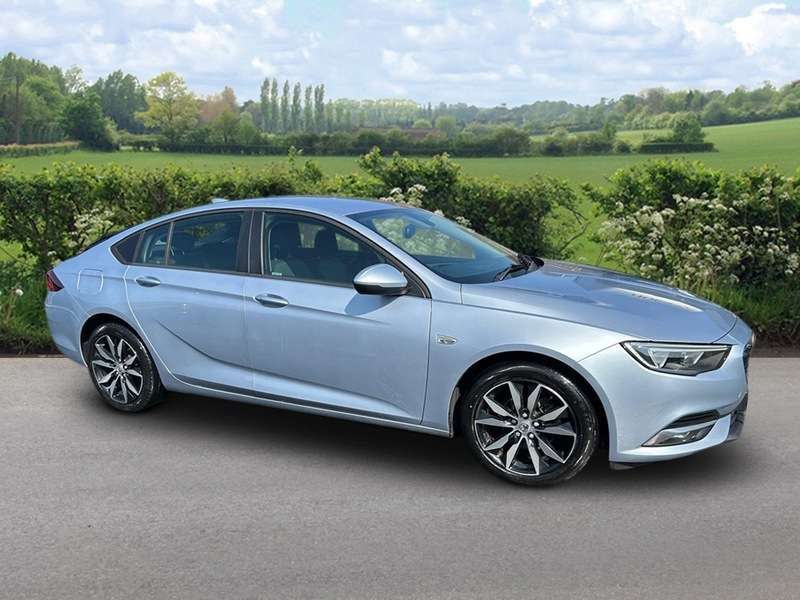 A 2017 VAUXHALL INSIGNIA GRAND SPORT DESIGN ECOTEC A 2017 VAUXHALL INSIGNIA GRAND SPORT DESIGN ECOTEC