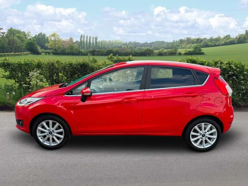 A 2017 FORD FIESTA TITANIUM TDCI A 2017 FORD FIESTA TITANIUM TDCI