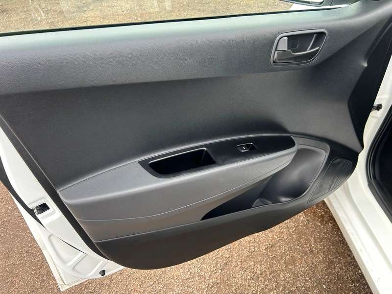 2017 HYUNDAI I10 2017 HYUNDAI I10