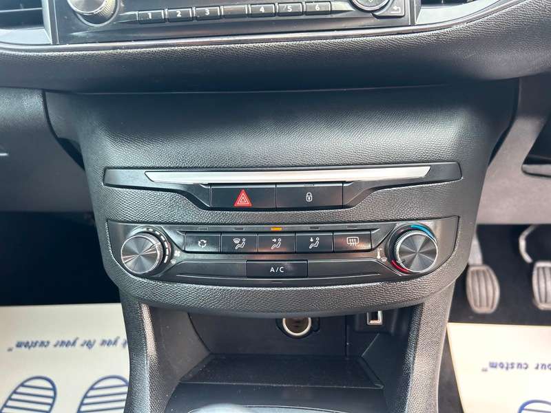 2019 PEUGEOT 308 2019 PEUGEOT 308