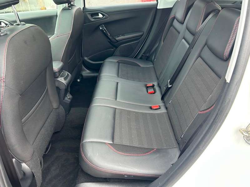 2019 PEUGEOT 2008 2019 PEUGEOT 2008