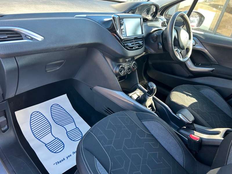 2018 PEUGEOT 2008 2018 PEUGEOT 2008