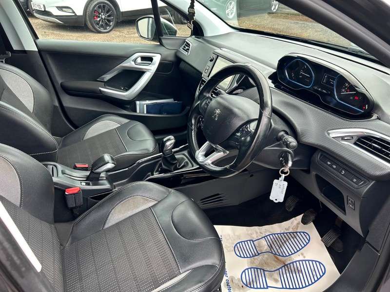 2019 PEUGEOT 2008 2019 PEUGEOT 2008