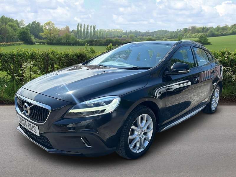 A 2018 VOLVO V40 D2 CROSS COUNTRY PRO A 2018 VOLVO V40 D2 CROSS COUNTRY PRO