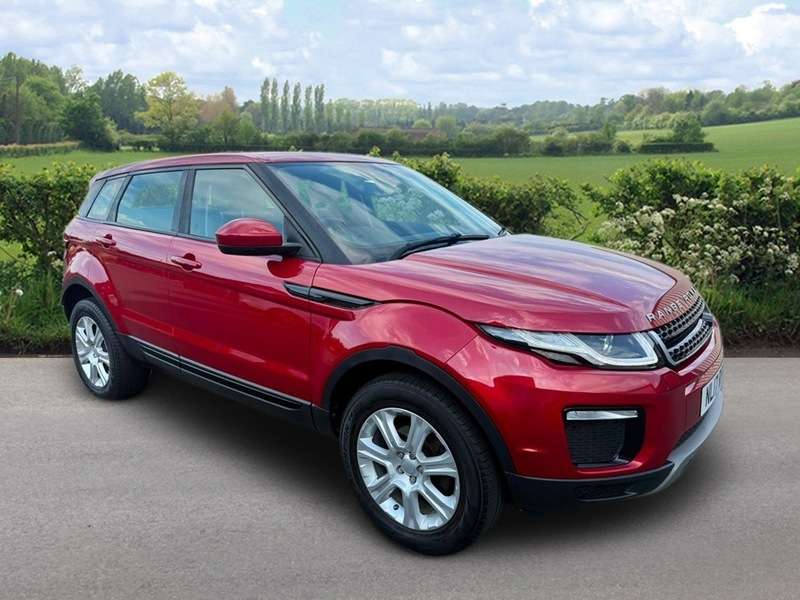 A 2017 LAND ROVER RANGE ROVER EVOQUE ED4 SE TECH A 2017 LAND ROVER RANGE ROVER EVOQUE ED4 SE TECH