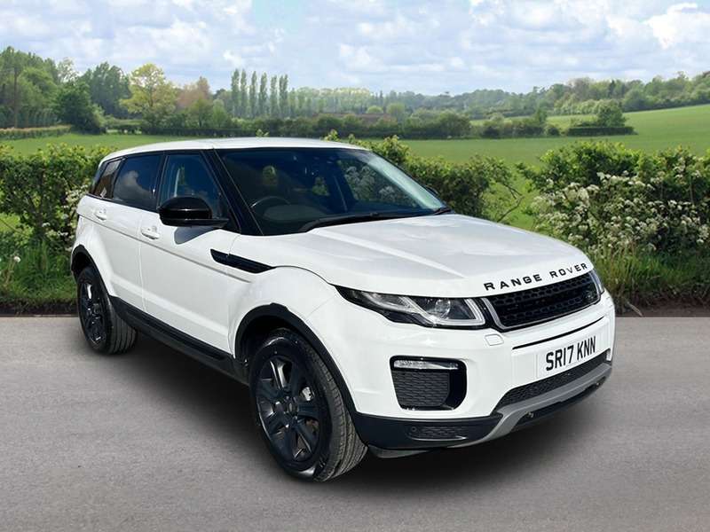 A 2017 LAND ROVER RANGE ROVER EVOQUE TD4 SE TECH A 2017 LAND ROVER RANGE ROVER EVOQUE TD4 SE TECH