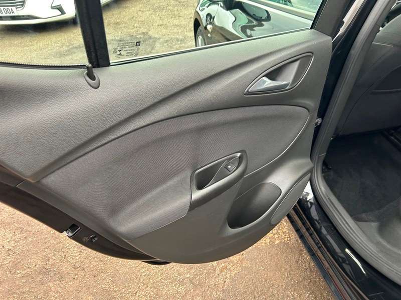 2018 VAUXHALL ASTRA 2018 VAUXHALL ASTRA