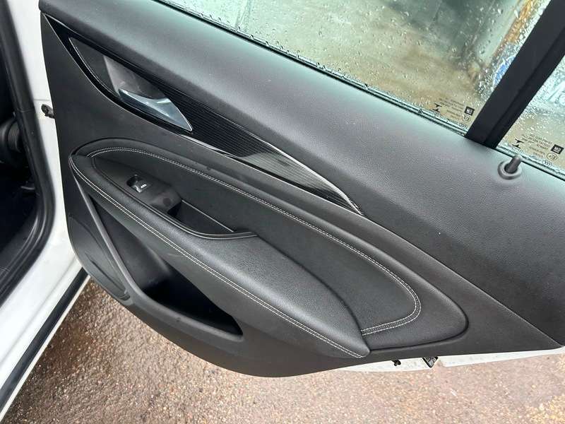 2017 VAUXHALL INSIGNIA 2017 VAUXHALL INSIGNIA