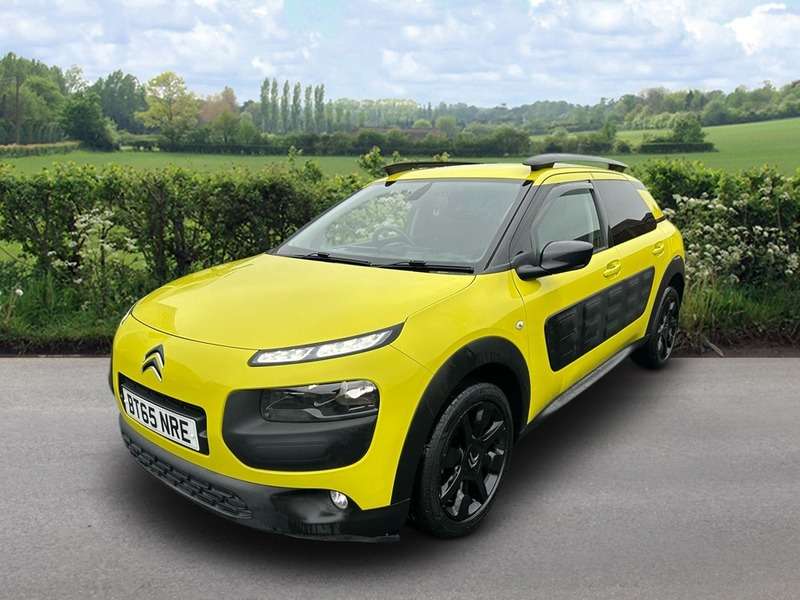 A 2015 CITROEN C4 CACTUS BLUEHDI FLAIR A 2015 CITROEN C4 CACTUS BLUEHDI FLAIR