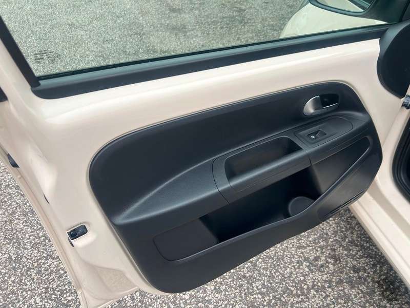 2015 SEAT MII 2015 SEAT MII