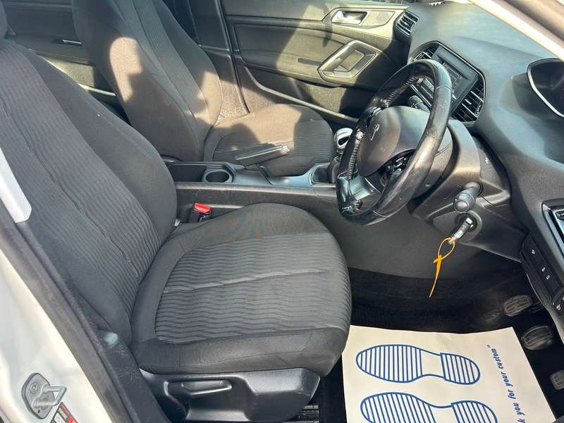 2019 PEUGEOT 308 2019 PEUGEOT 308