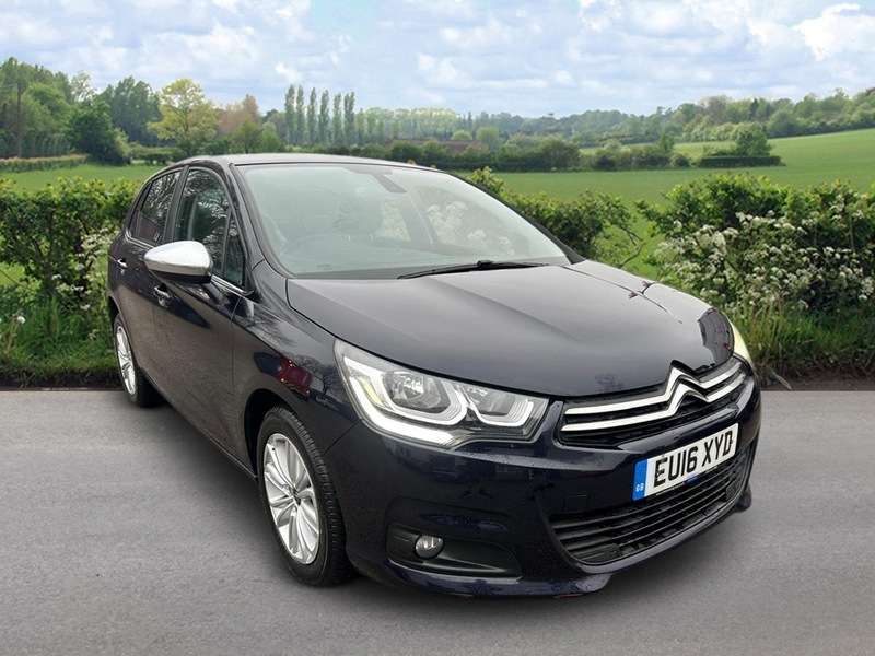 A 2016 CITROEN C4 PURETECH FLAIR S/S EAT6 A 2016 CITROEN C4 PURETECH FLAIR S/S EAT6