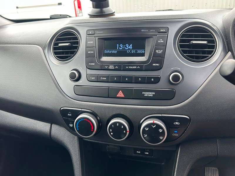 2017 HYUNDAI I10 2017 HYUNDAI I10