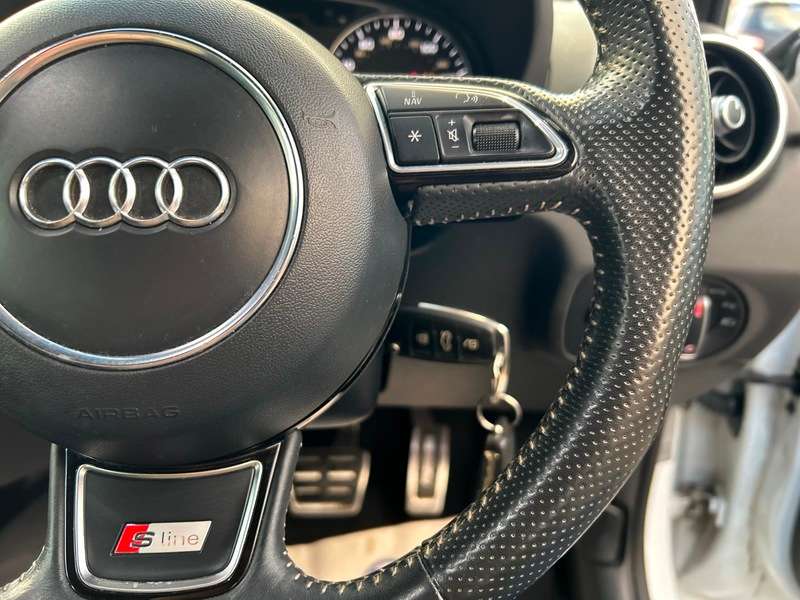 2017 AUDI A1 2017 AUDI A1