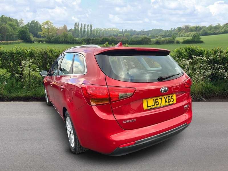 A 2017 KIA CEED CRDI 2 ISG A 2017 KIA CEED CRDI 2 ISG