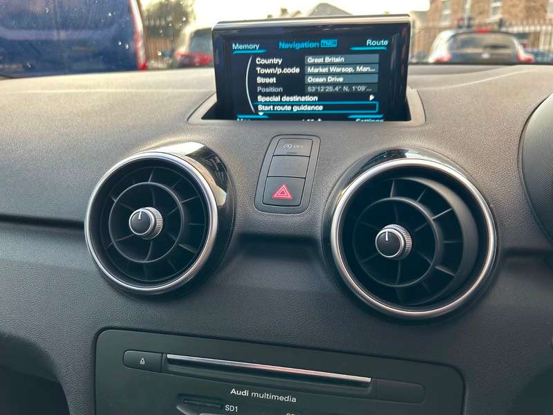 2017 AUDI A1 2017 AUDI A1