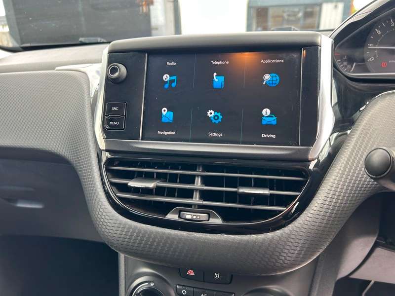 2017 PEUGEOT 208 2017 PEUGEOT 208