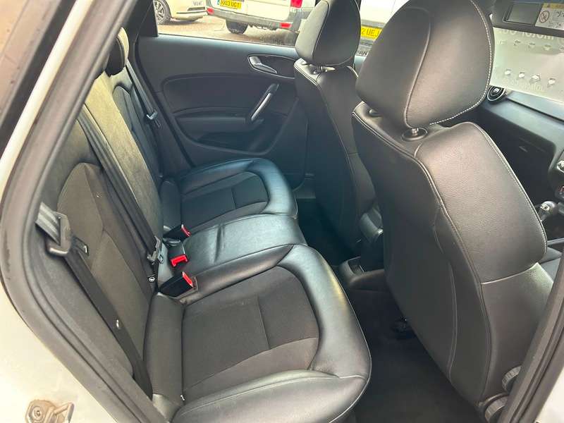 2017 AUDI A1 2017 AUDI A1