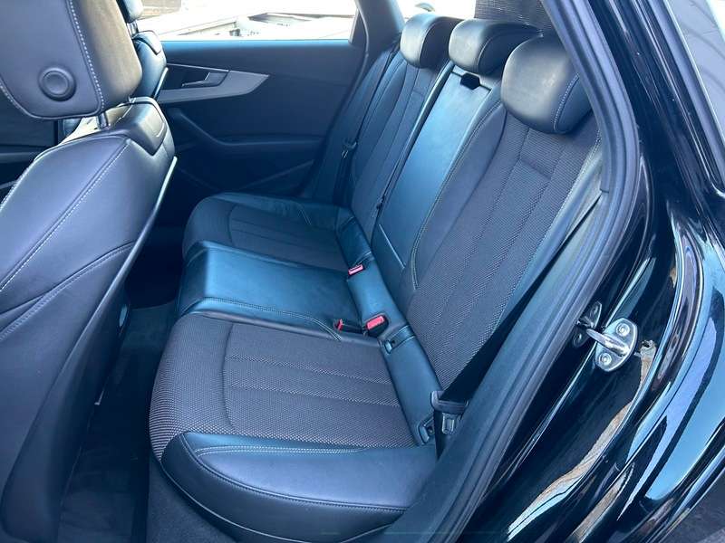 2017 AUDI A4 2017 AUDI A4