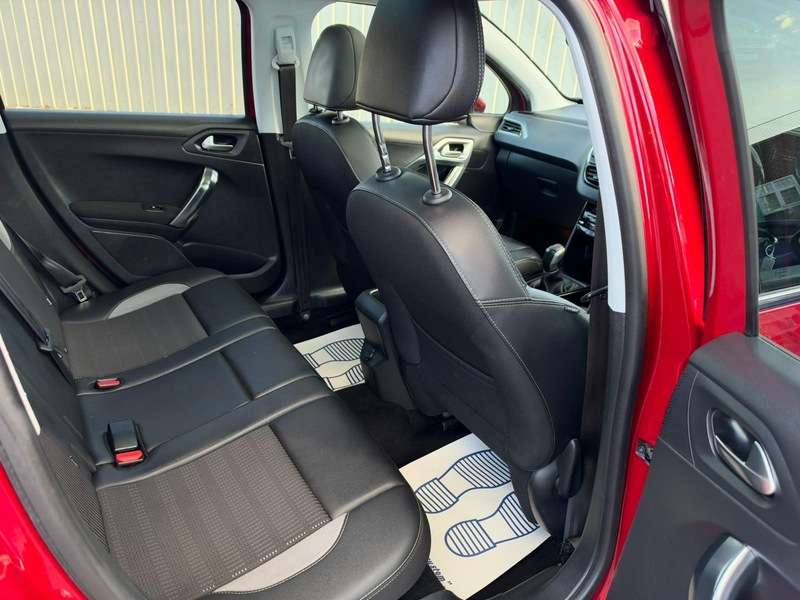 2018 PEUGEOT 2008 2018 PEUGEOT 2008