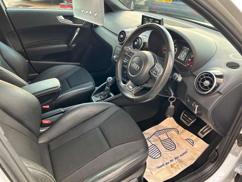 2017 AUDI A1 2017 AUDI A1