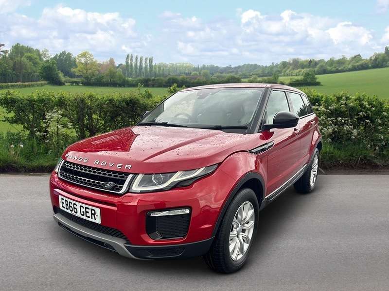 A 2016 LAND ROVER RANGE ROVER EVOQUE TD4 SE TECH A 2016 LAND ROVER RANGE ROVER EVOQUE TD4 SE TECH