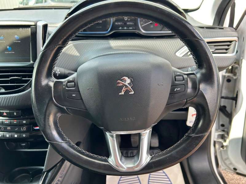 2017 PEUGEOT 2008 2017 PEUGEOT 2008