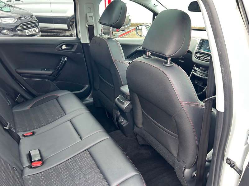 2019 PEUGEOT 2008 2019 PEUGEOT 2008