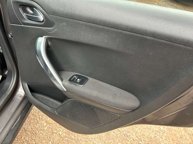 2019 PEUGEOT 2008 2019 PEUGEOT 2008