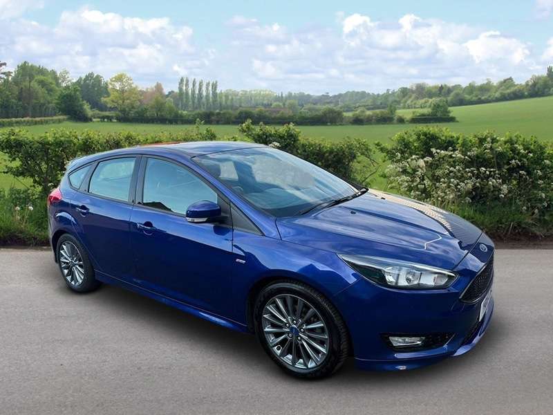 A 2018 FORD FOCUS ST-LINE A 2018 FORD FOCUS ST-LINE