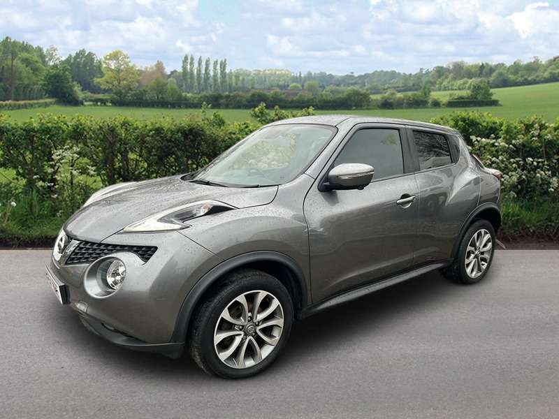 A 2017 NISSAN JUKE TEKNA DCI A 2017 NISSAN JUKE TEKNA DCI
