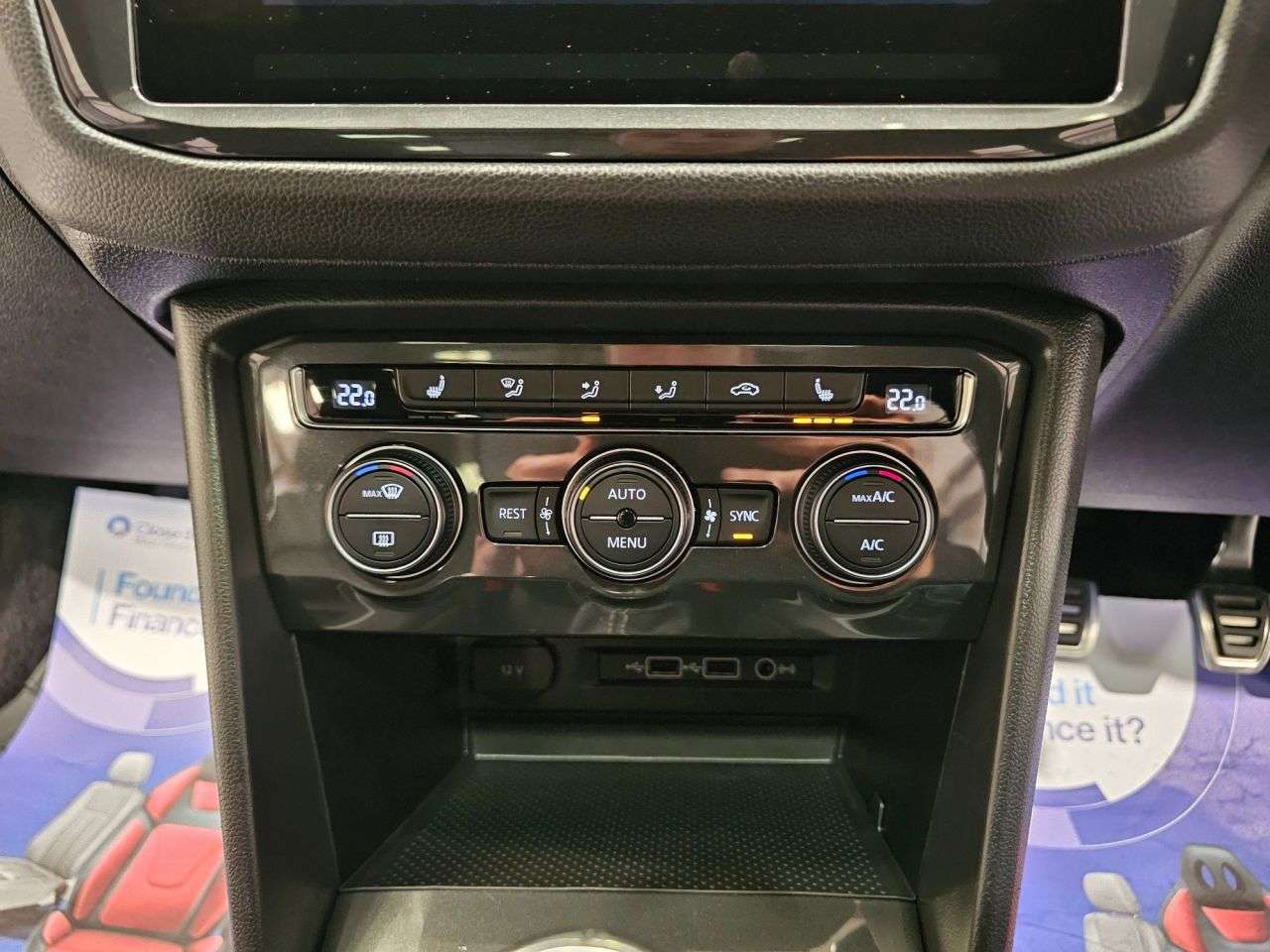 2018 VOLKSWAGEN TIGUAN 2018 VOLKSWAGEN TIGUAN