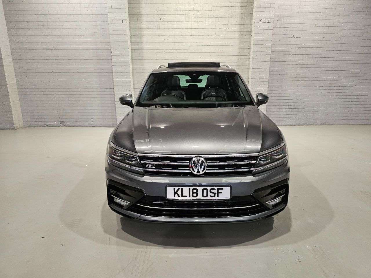 A 2018 VOLKSWAGEN TIGUAN 2.0 TDI R-Line SUV 5dr Diesel Manual 4Motion Euro 6 (s/s) (150 ps) A 2018 VOLKSWAGEN TIGUAN 2.0 TDI R-Line SUV 5dr Diesel Manual 4Motion Euro 6 (s/s) (150 ps)